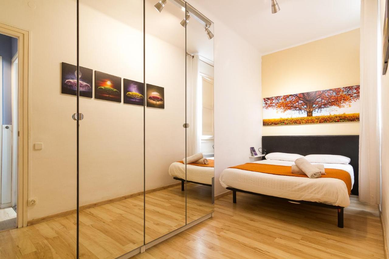 Apartamento Génesis Ramblas Barcelona Exterior foto